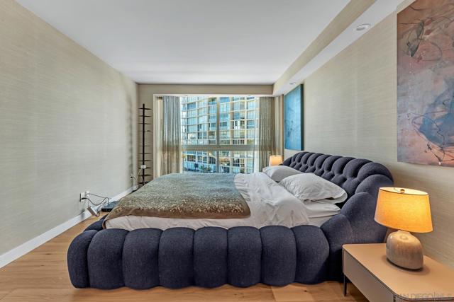 Image 16 of 31 For 1810 Avenida Del Mundo  403