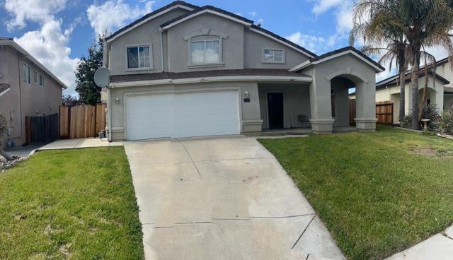 2260 Ventana Court, Hollister CA: https://media.crmls.org/mediaz/27ab1c2f-5c43-4dc5-8391-c81926e2a753.jpg