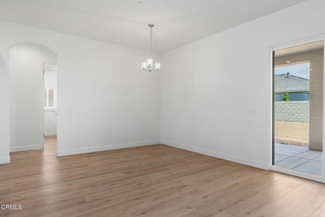Detail Gallery Image 12 of 48 For 7422 Allenmeir Ct, Bakersfield,  CA 93314 - 4 Beds | 2/1 Baths