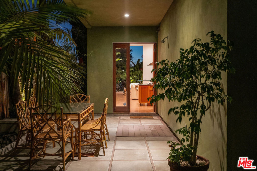 MLS #25589709 image #23