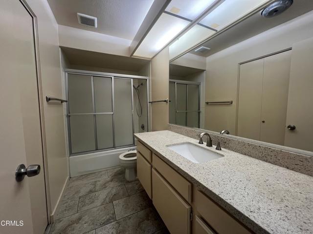 Detail Gallery Image 7 of 14 For 4201 via Marisol #330,  Los Angeles,  CA 90042 - 2 Beds | 2 Baths