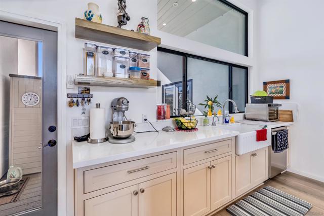 9226 Briercrest Dr, La Mesa CA: https://media.crmls.org/mediaz/27b000a5-80f7-4679-be30-4aa2420eacda.jpg