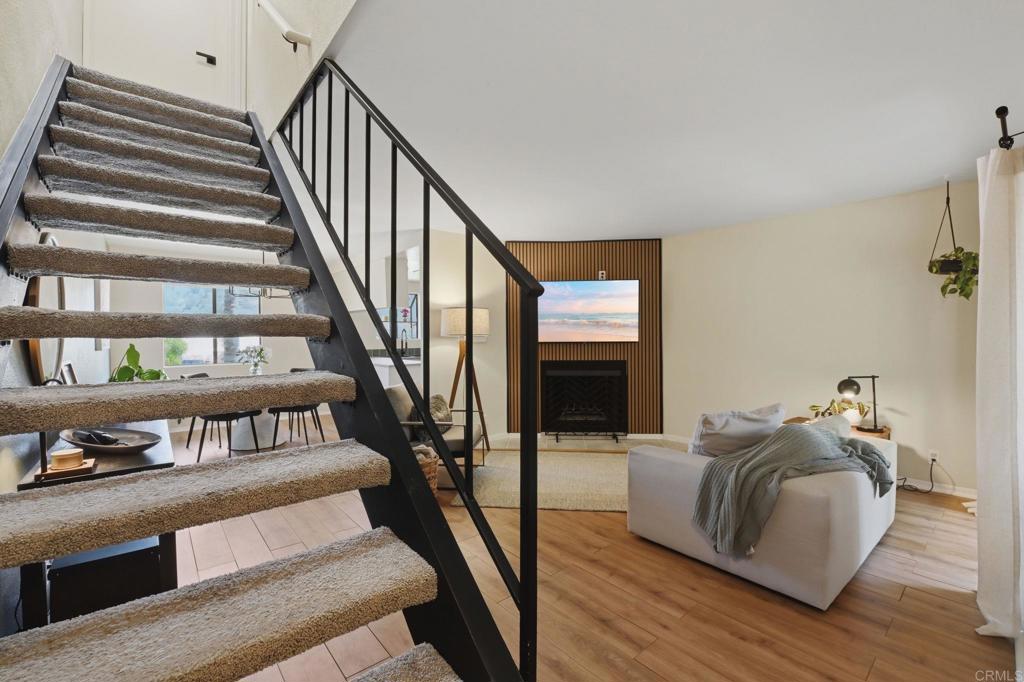 2118 Oceanside Blvd - photo 5