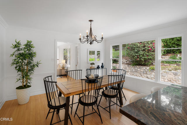 Detail Gallery Image 16 of 74 For 3232 Vickers Dr, Glendale,  CA 91208 - 3 Beds | 2 Baths