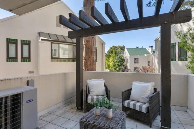 181 Centre Street, Mountain View CA: https://media.crmls.org/mediaz/27b08a81-61a5-4754-9d2f-3b23b283892a.jpg
