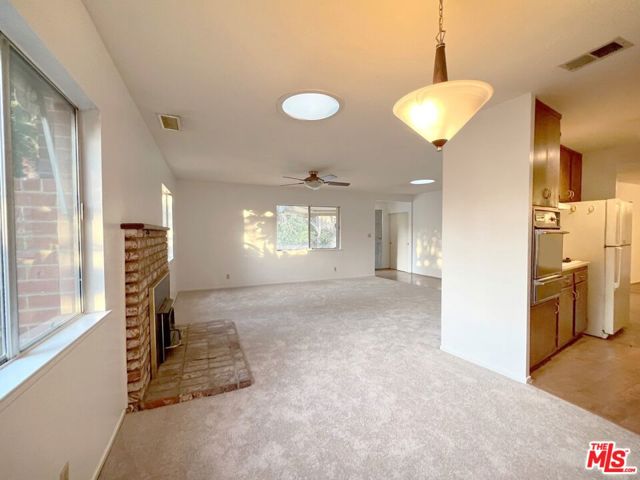 192 Valley Road photo 4