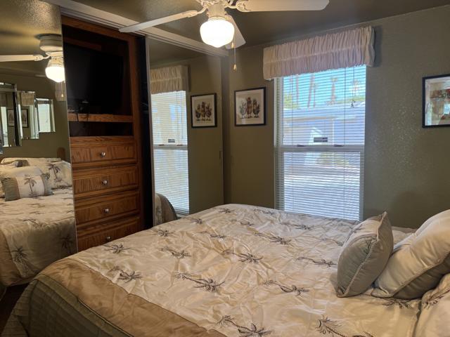 Image 4 of 26 For 84136 Avenue 44  523