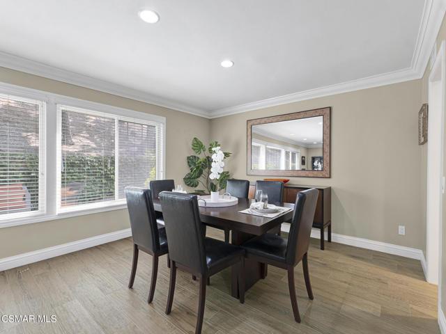 5426 Cedarhaven Drive, Agoura Hills CA: https://media.crmls.org/mediaz/27b0f675-d0b3-4912-8dba-12831af16f9a.jpg