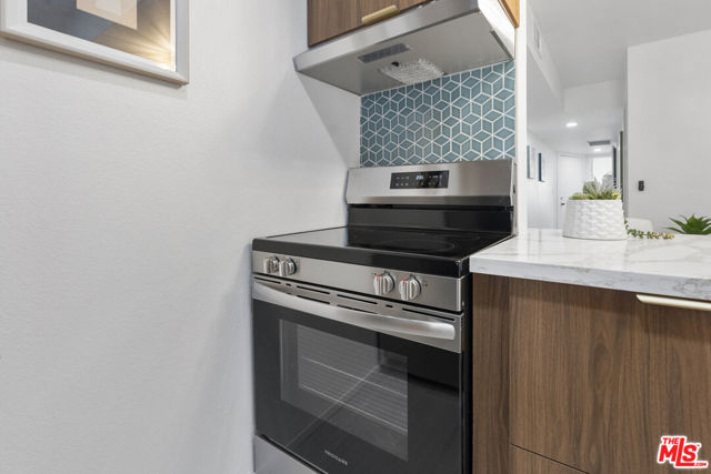 5300 E Waverly Drive, Palm Springs CA: https://media.crmls.org/mediaz/27b12eed-45aa-487e-8d6d-0f6e0c0ac5f5.jpg