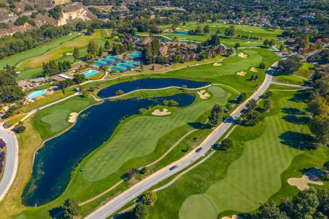 9524 Bay Court, Carmel CA: https://media.crmls.org/mediaz/27b2c7fd-543d-4ac4-af10-f200538e1572.jpg