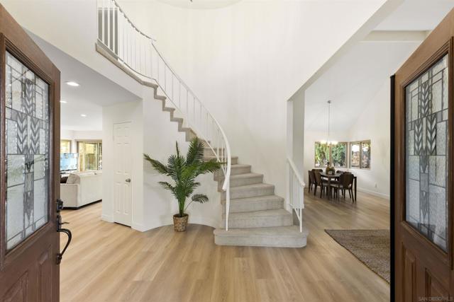 9720 Graceland Way,  CA: https://media.crmls.org/mediaz/27b2e287-f8b1-41e6-82c6-5692354046b4.jpg