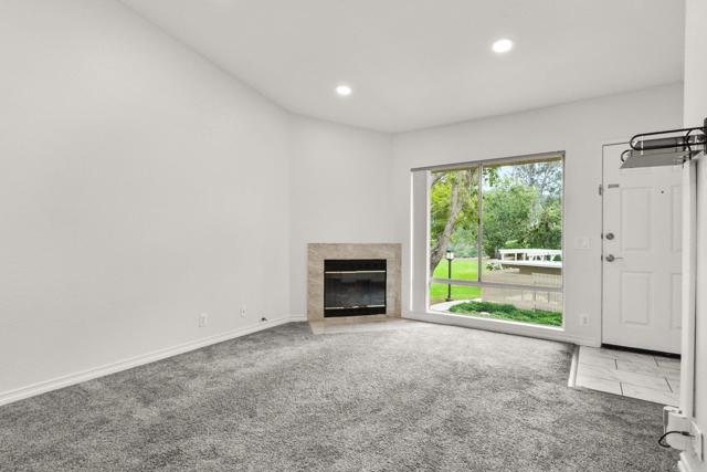 Detail Gallery Image 4 of 22 For 11525 Fury Ln #96,  El Cajon,  CA 92019 - 3 Beds | 2 Baths