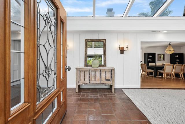 Detail Gallery Image 20 of 43 For 15306 Las Planideras, Rancho Santa Fe,  CA 92067 - 6 Beds | 3/1 Baths