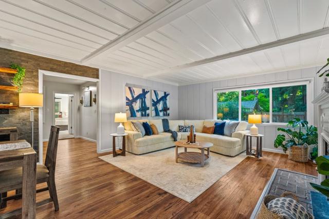 13896 Bear Creek Road, Boulder Creek CA: https://media.crmls.org/mediaz/27b780a5-6eb5-46bf-9b8d-7afdb84183ad.jpg