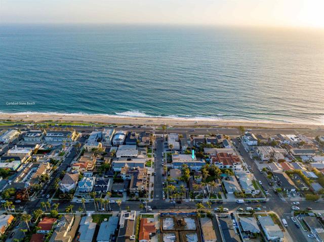 164 Cherry Avenue, Carlsbad CA: https://media.crmls.org/mediaz/27b7ecad-ddda-4899-ae27-e46b429dee1b.jpg
