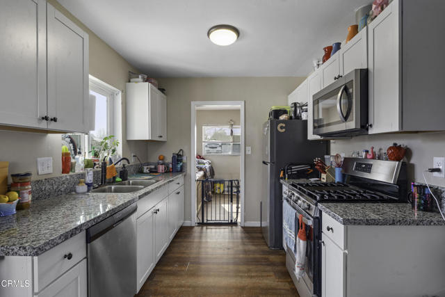 Detail Gallery Image 13 of 29 For 3820 Apache Ave, Bakersfield,  CA 93309 - 3 Beds | 1 Baths