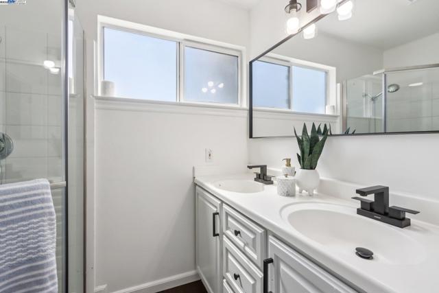 5349 Valpey Park Ave, Fremont CA: https://media.crmls.org/mediaz/27b90c98-cc35-4f05-84ab-028baab308b2.jpg