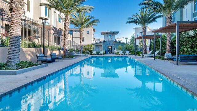 6108 Colt Place, Carlsbad CA: https://media.crmls.org/mediaz/27ba8fe8-843a-4613-9687-76d6413e7cc7.jpg