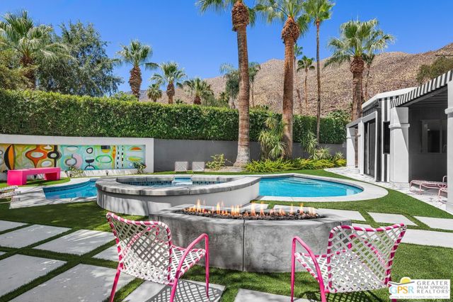 153 W El Camino Way, Palm Springs, CA 92264