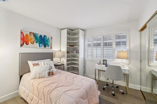 5310 E Lakeshore, San Ramon CA: https://media.crmls.org/mediaz/27bd6344-2d37-4491-8d5c-ddd472fc97ab.jpg