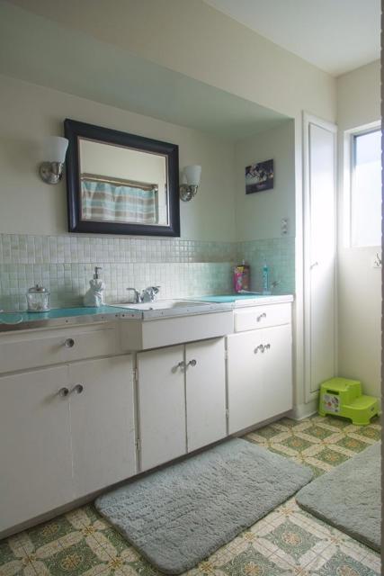 124 Clifford Avenue, Watsonville CA: https://media.crmls.org/mediaz/27bd6a87-7ae8-44a2-94d8-cceaae72cb22.jpg