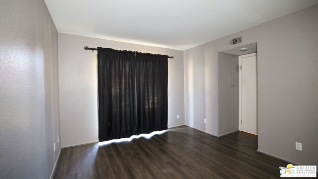 31200 Landau Boulevard, Cathedral City CA: https://media.crmls.org/mediaz/27be1d0e-a865-45ee-9757-403fad723743.jpg