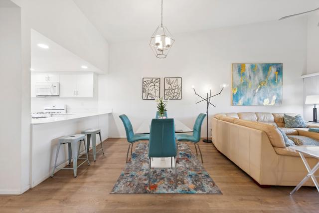 1254 Tiffany Circle N Circle, Palm Springs CA: https://media.crmls.org/mediaz/27bf32cd-121d-4359-8261-dbf9d3b72d42.jpg