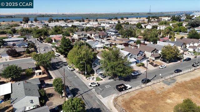 301 Grangnelli Ave, Antioch CA: https://media.crmls.org/mediaz/27c0015e-1e47-4f21-8278-4074b86d25ca.jpg