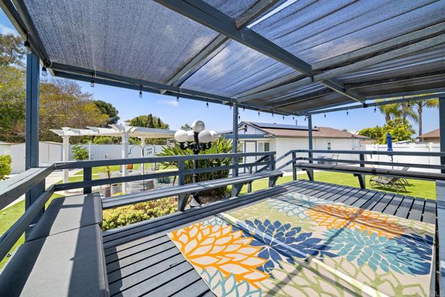 3923 San Pablo Avenue, Oceanside CA: https://media.crmls.org/mediaz/27c0c8ed-4d89-4382-b87f-289354fd1d7d.jpg