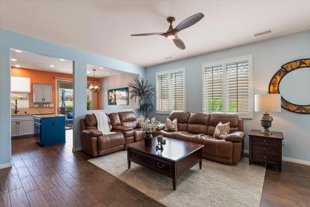 81682 Avenida Celaya, Indio CA: https://media.crmls.org/mediaz/27c10df6-1b86-4f9e-9ab3-2ceb86d1bb11.jpg