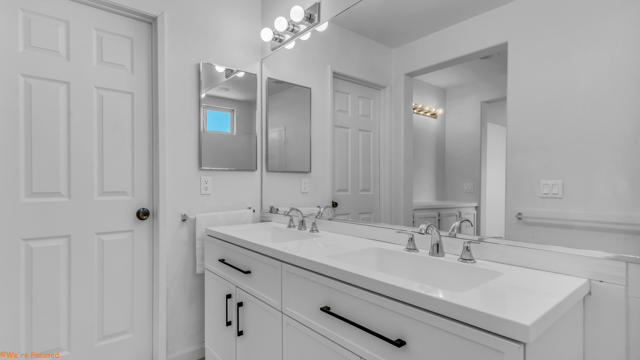 83628 Serpentine Way, Coachella CA: https://media.crmls.org/mediaz/27c15470-2f61-43f6-bd6f-0abb3c16b33f.jpg