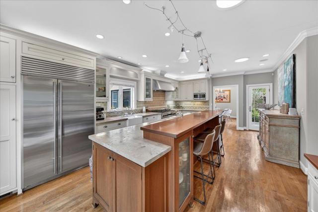 16839 Frank Avenue, Los Gatos CA: https://media.crmls.org/mediaz/27c24fe3-6eab-4dbf-bd80-907966b18dca.jpg
