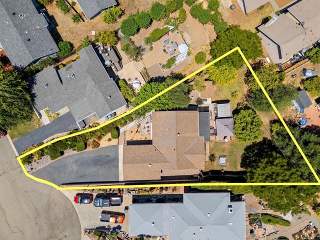 1338 Palomar, Escondido CA: https://media.crmls.org/mediaz/27c360d9-4f75-4d98-8f20-5061b49646e1.jpg