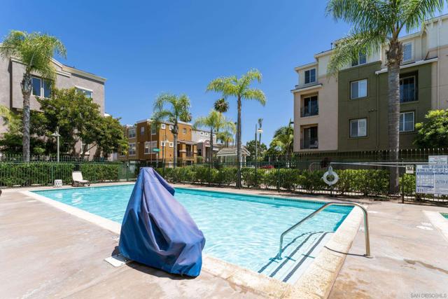 4952 Haight Terrace, San Diego CA: https://media.crmls.org/mediaz/27c3fc3e-c0da-4a18-a33e-3d0ae7acd9b6.jpg