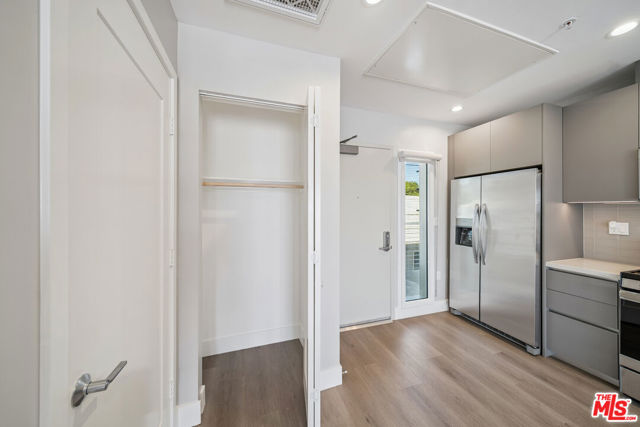 1223 North Hayworth Avenue, 9 photo 9