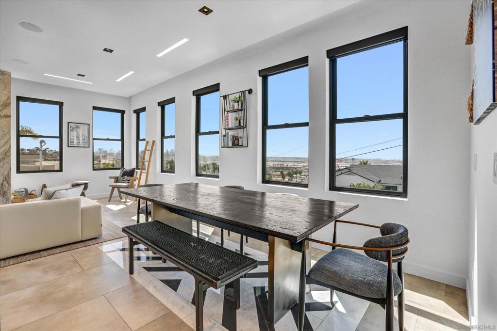 MLS #250022021SD img 21