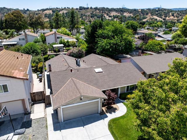 708 Blackfoot Court, San Jose CA: https://media.crmls.org/mediaz/27c51d63-98da-4a02-9abb-86ec43906836.jpg