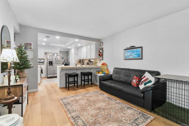 Detail Gallery Image 14 of 32 For 3015 Plaza Leonardo, Bonita,  CA 91902 - 3 Beds | 2/1 Baths