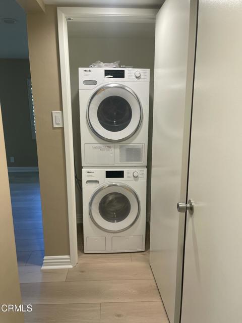 1155 S Orange Grove Boulevard, Pasadena CA: https://media.crmls.org/mediaz/27c8fe0b-bf4b-4236-9afb-5f49cbfa50fe.jpg