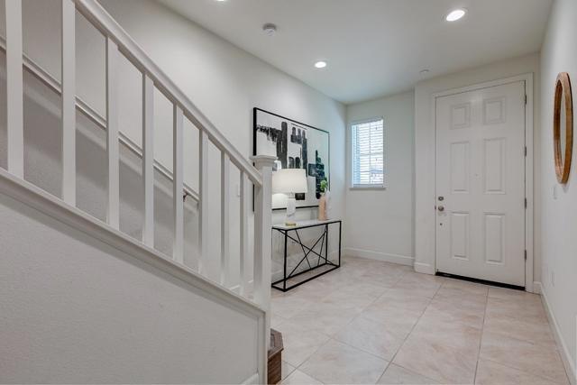 38924 Lemongrass Way, Newark CA: https://media.crmls.org/mediaz/27c9f5e8-f5e3-4a43-ae96-3fe828fd1a5e.jpg