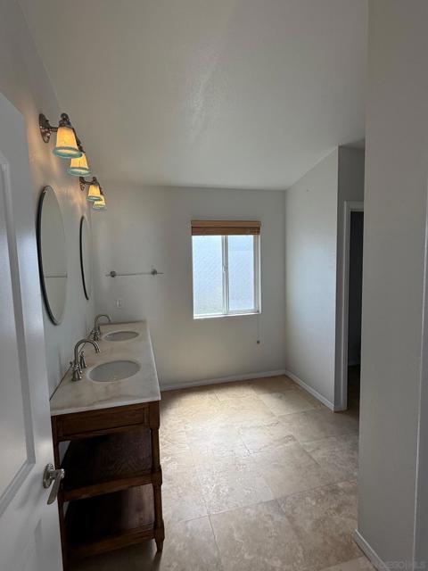 1210 CALIFORNIA, Imperial Beach CA: https://media.crmls.org/mediaz/27c9fc44-a9d8-4ea3-bf95-5da4c2f693d8.jpg