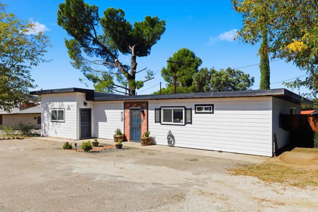 Detail Gallery Image 2 of 51 For 29824 Oak Dr., Campo,  CA 91906 - 2 Beds | 2/1 Baths