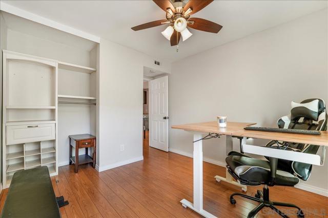 6747 Friars Rd, San Diego CA: https://media.crmls.org/mediaz/27cb0634-6302-4818-8eb8-fc2610a09d05.jpg