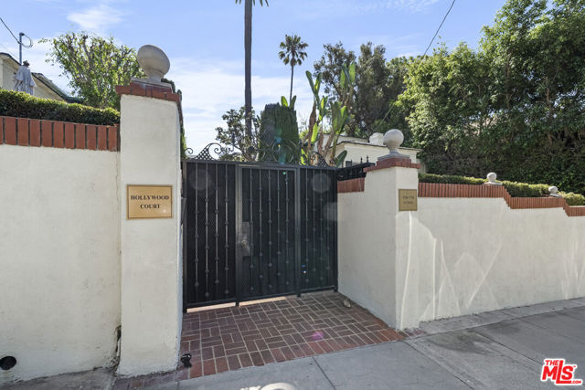 1722 N Vista Street, Los Angeles CA: https://media.crmls.org/mediaz/27cb6796-5b80-48d8-831c-95a3ad845f27.jpg