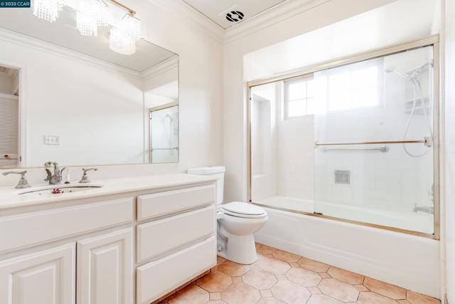 6180 HILLSIDE DRIVE, El Sobrante CA: https://media.crmls.org/mediaz/27cb69e8-276a-481a-8e28-40d7057bf097.jpg