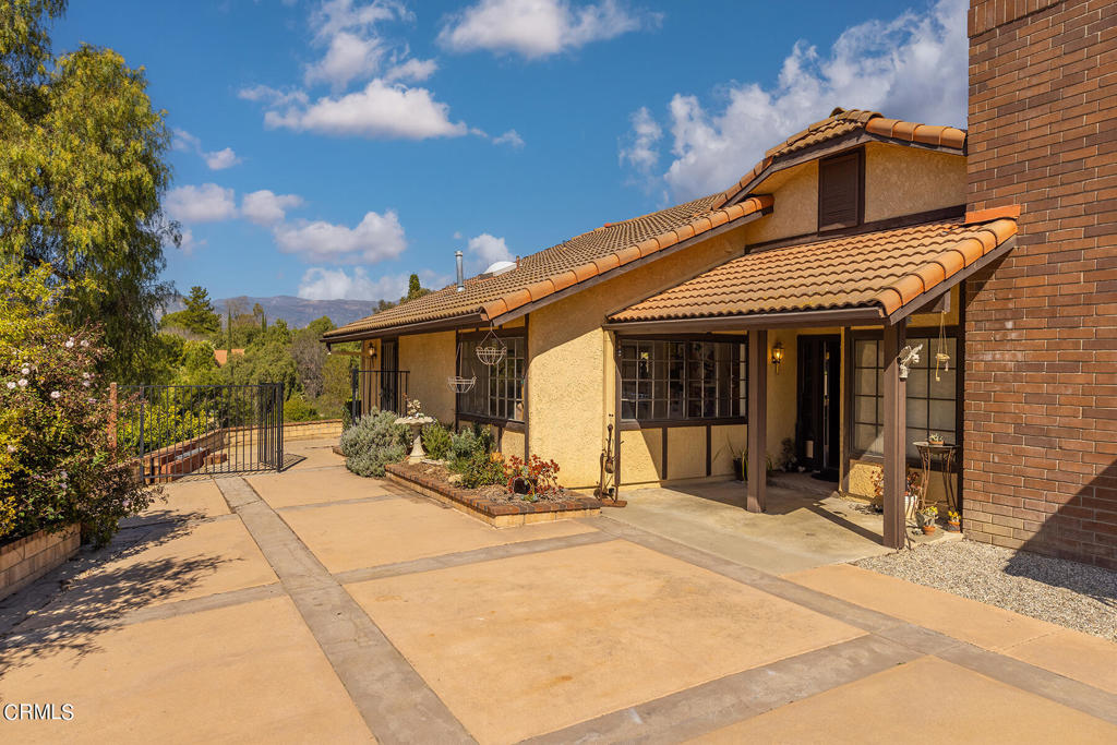 1080 Serenidad Place, Oak View, CA 93022