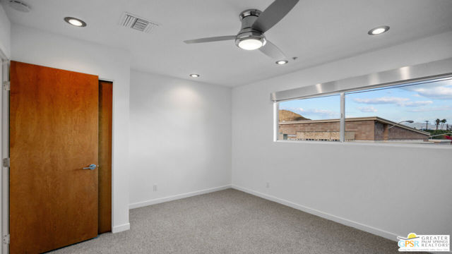 Image 15 of 67 For 588 San Lorenzo Road 204