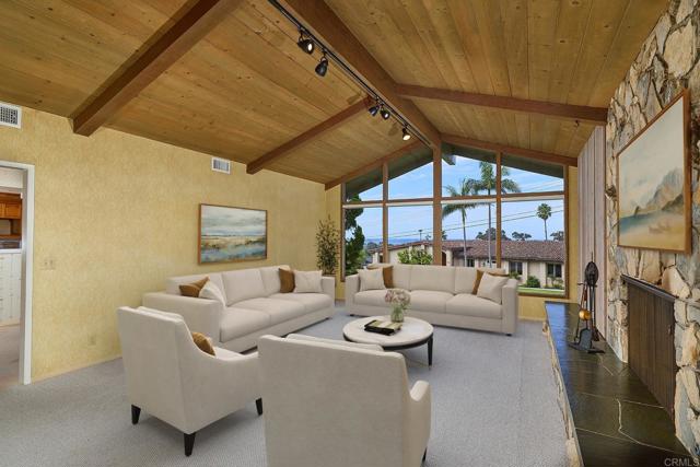 Detail Gallery Image 10 of 66 For 3190 Falcon Dr, Carlsbad,  CA 92008 - 5 Beds | 3 Baths