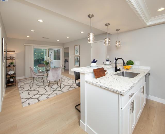1392 Springview Ct., Concord CA: https://media.crmls.org/mediaz/27cd0bf1-93cb-4884-af28-34d42c5b0f80.jpg