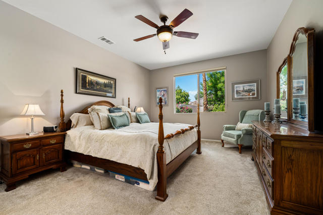 39859 Corte Velado, Indio CA: https://media.crmls.org/mediaz/27cd6317-f30b-4a12-89f6-e03121f4aff0.jpg